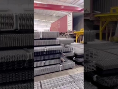 Cargando contenedor para mallas de cribado crimpadas de alambre tejido